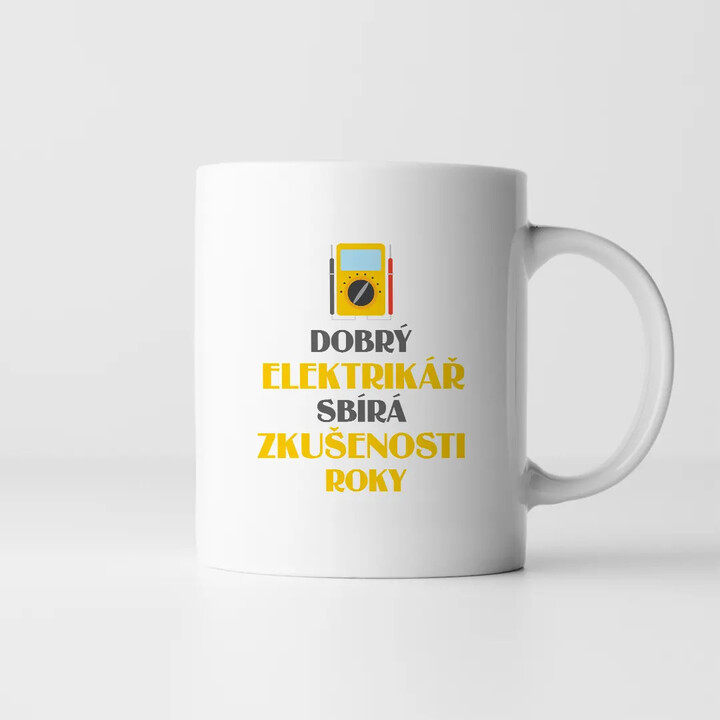 Dobrý elektrikář sbírá zkušenosti roky - hrnek s potiskem