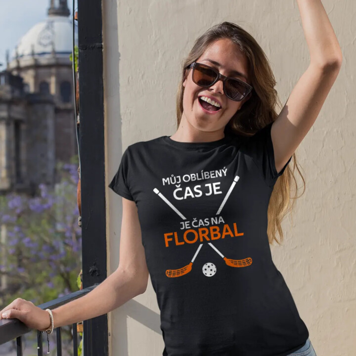 Můj oblíbený čas je: Čas na florbal - dámské tričko s potiskem