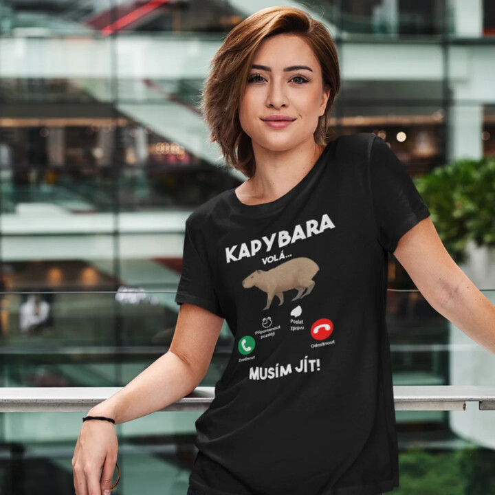 Kapybara volá, musím jít - dámské tričko s potiskem