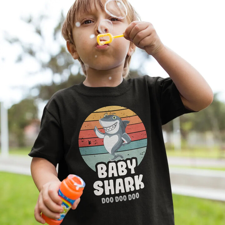 Baby shark (doo doo doo) - dětské tričko s potiskem