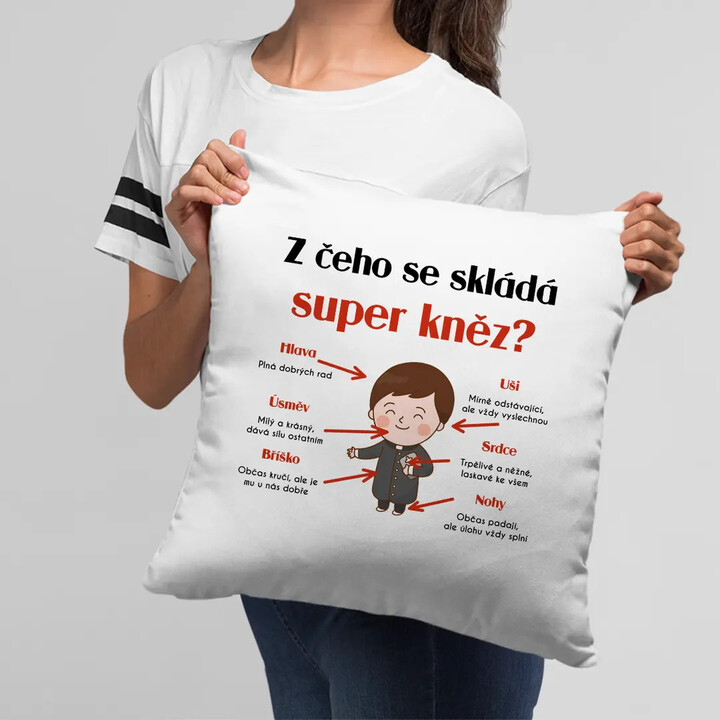 Z čeho se skládá super kněz? - polštář s potiskem