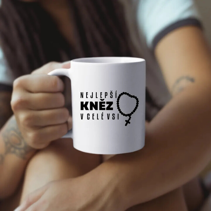 Nejlepší kněz v celé vsi - hrnek s potiskem