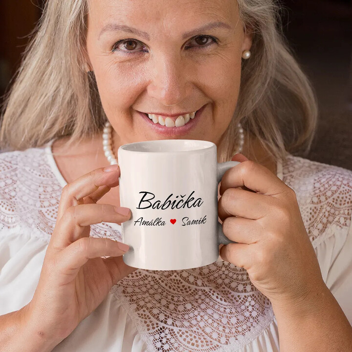 Babička + jména vnoučat - hrnek s potiskem - personalizovaný produkt