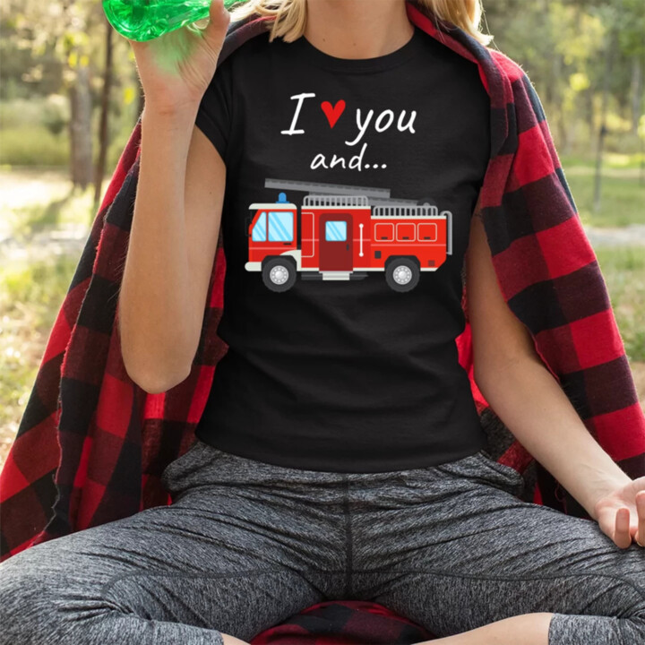 I love you and hasičské auto  - dámské tričko s potiskem