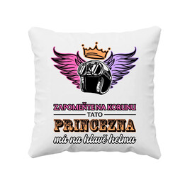 Zapomeňte na korunu - tato princezna má na hlavě helmu V2 - polštář s potiskem