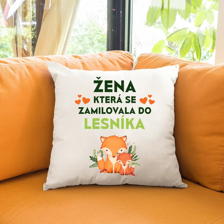 Žena, která se zamilovala do lesníka  - polštář s potiskem