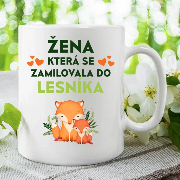 Žena, která se zamilovala do lesníka  - hrnek s potiskem