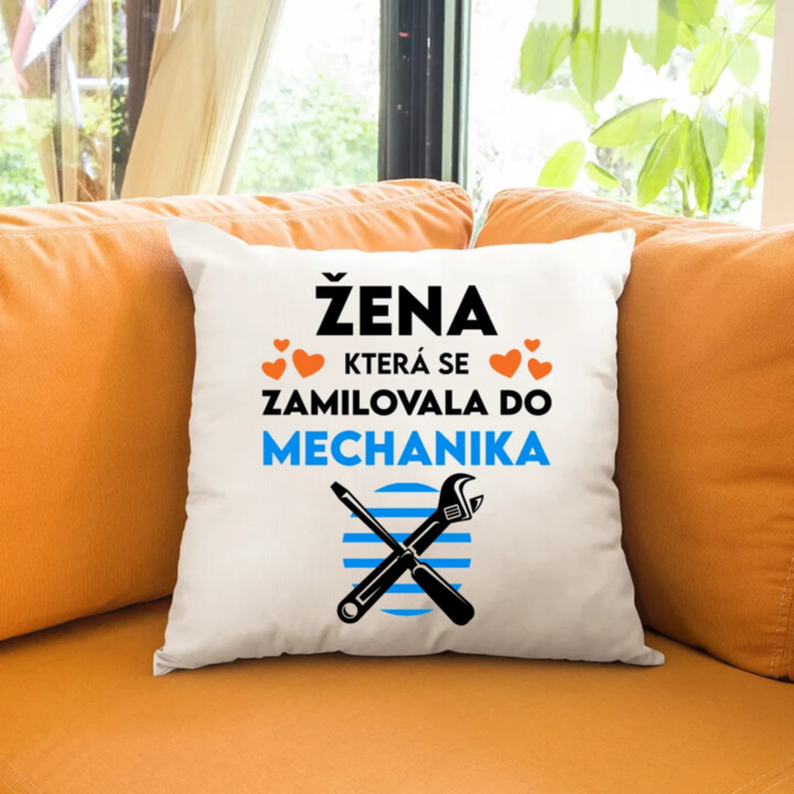 Žena, která se zamilovala do mechanika - polštář s potiskem