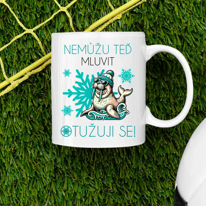 Nemůžu teď mluvit - otužuji se! - hrnek s potiskem