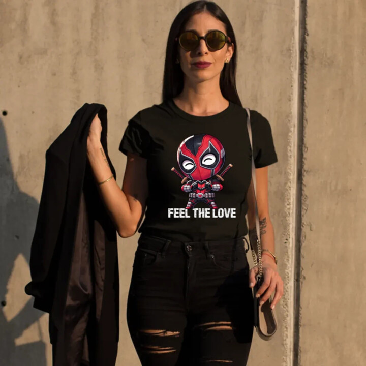 Feel the love  - dámské tričko s potiskem