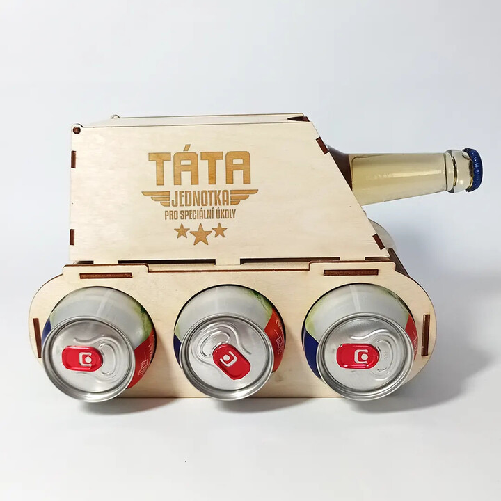 Táta - jednotka pro speciální úkoly - tank na pivo