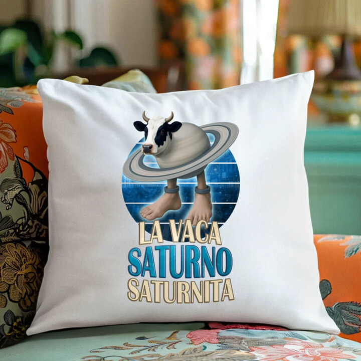 La Vaca Saturno Saturnita - Italian brainrot - kráva Saturn - polštář s potiskem