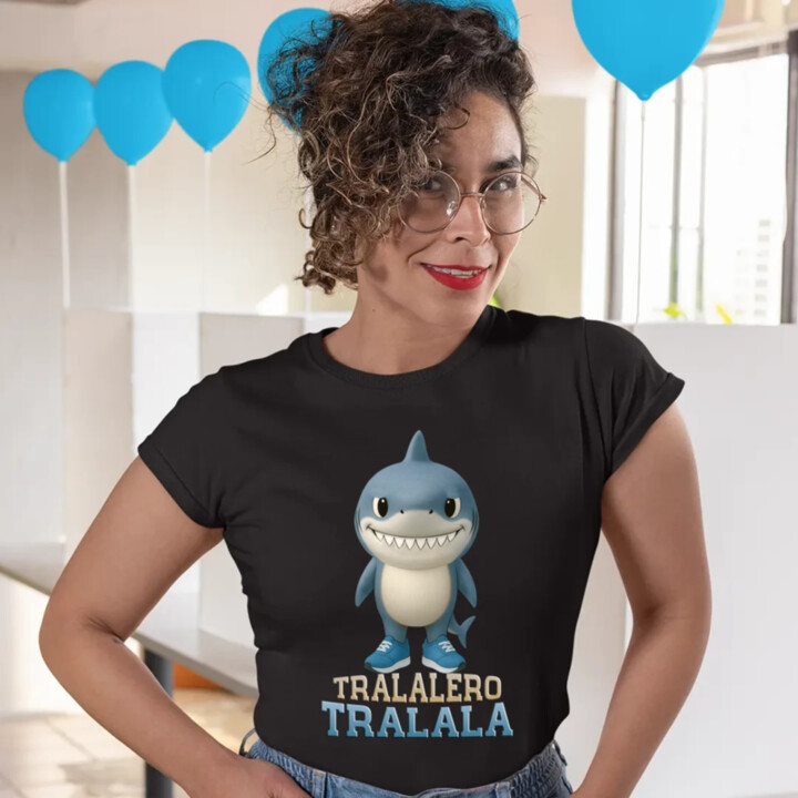 Tralalero Tralala Baby Bubu - Italian Brainrot - žralok v botách  - dámské tričko s potiskem