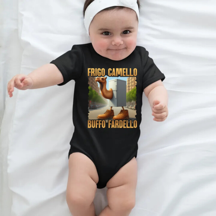 Frigo Camello Buffo Fardello - Italian Brainrot - velbloud lednička - dětské body s potiskem