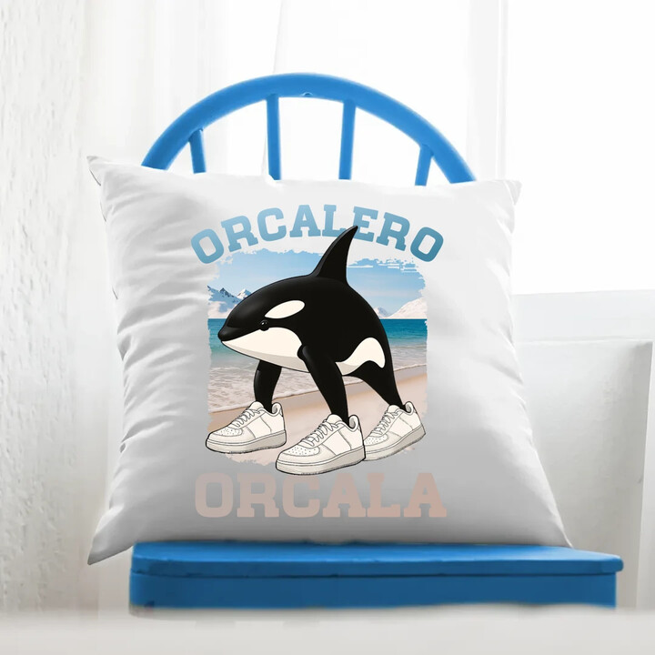 Orcalero Orcala - kosatka v botách - Italian Brainrot - polštář s potiskem