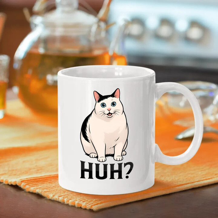 Huh? - bílá kočka - hrnek s potiskem