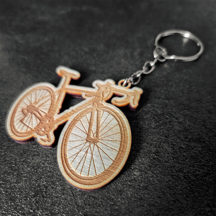 Jízdní kolo - přívěšek nebo klíčenka s gravírováním pro cyklistu