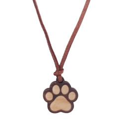 Kočičí tlapka - dřevěný přívěsek na šňůrce s gravírováním
