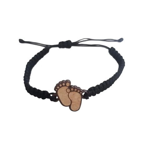 Nožičky - dřevěný náramek s gravírováním