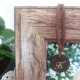 Iniciála - dřevěný přívěsek na šňůrce s gravírováním - personalizovaný produkt