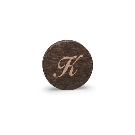 Iniciála - dřevěná brož s gravírováním - personalizovaný produkt