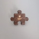 Puzzle - dřevěná brož s gravírováním - personalizovaný produkt