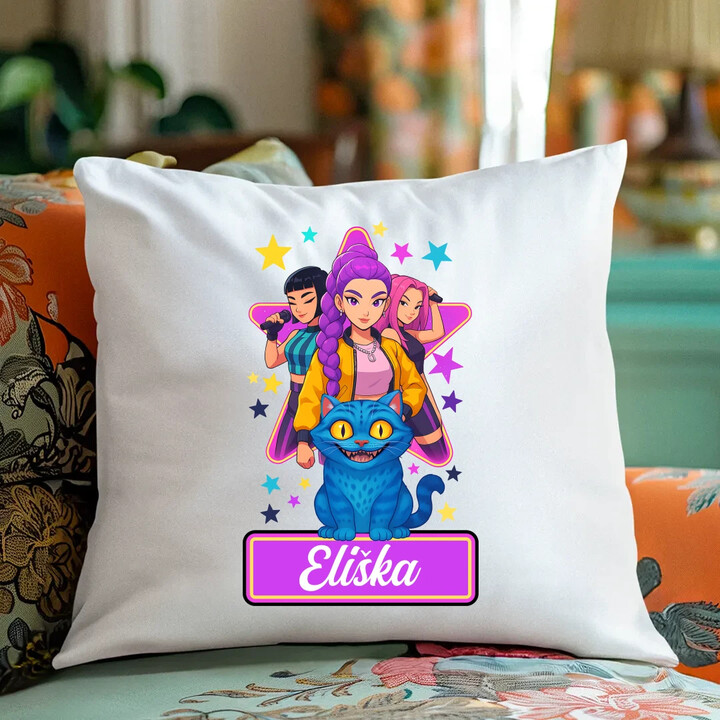 Rumi, Mira i Zoey - Huntrix - vložte jméno  - polštář s potiskem pro fanoušky kpop demon hunters - personalizovaný produkt
