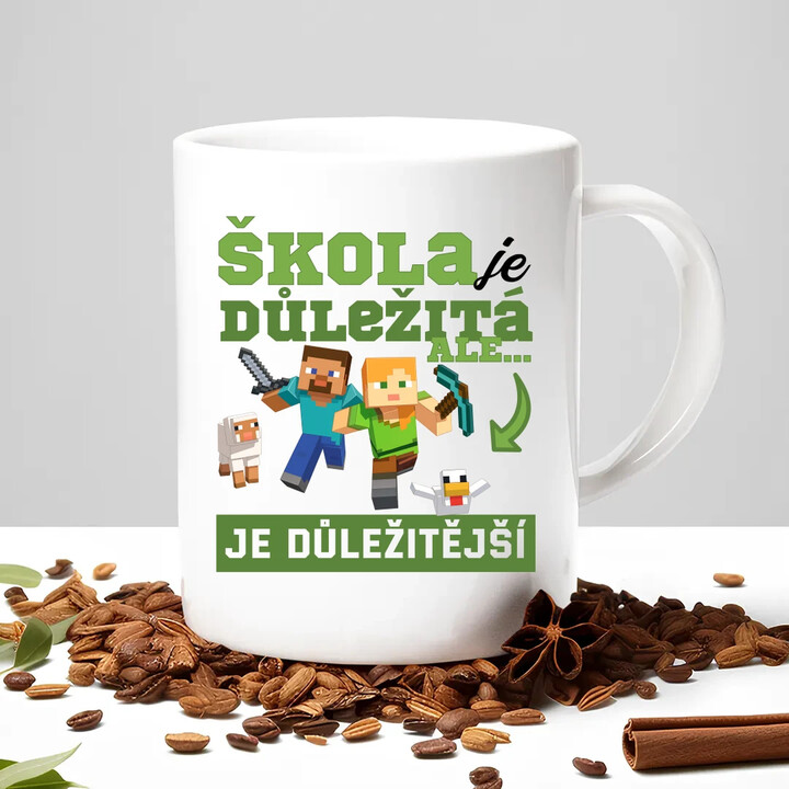 Škola je důležitá, ale Minecraft je důležitější - hrnek s potiskem
