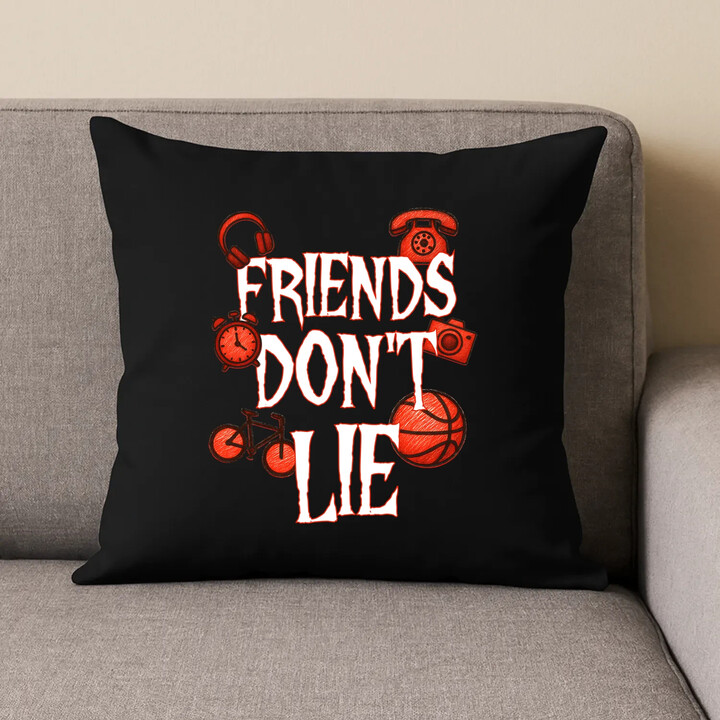 Friends don't lie- pro fanoušky seriálu Stranger Things - černý polštář s potiskem