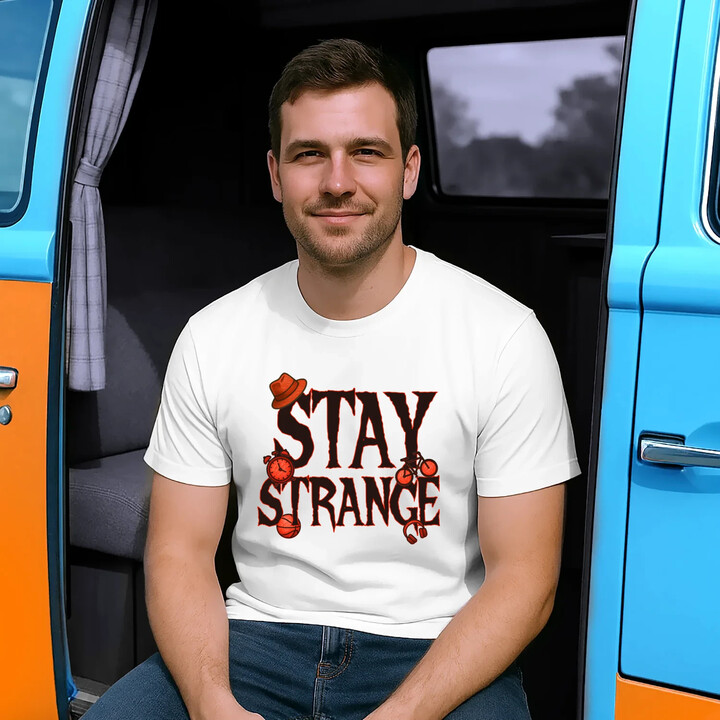 Stay strange - pro fanoušky seriálu Stranger Things - pánské tričko s potiskem