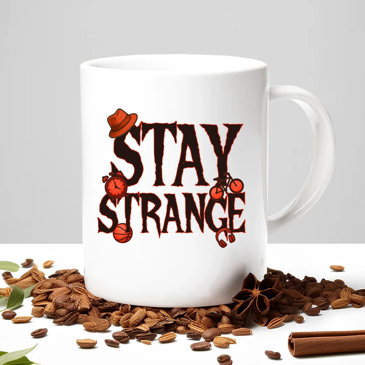 Stay strange - pro fanoušky seriálu Stranger Things - hrnek s potiskem