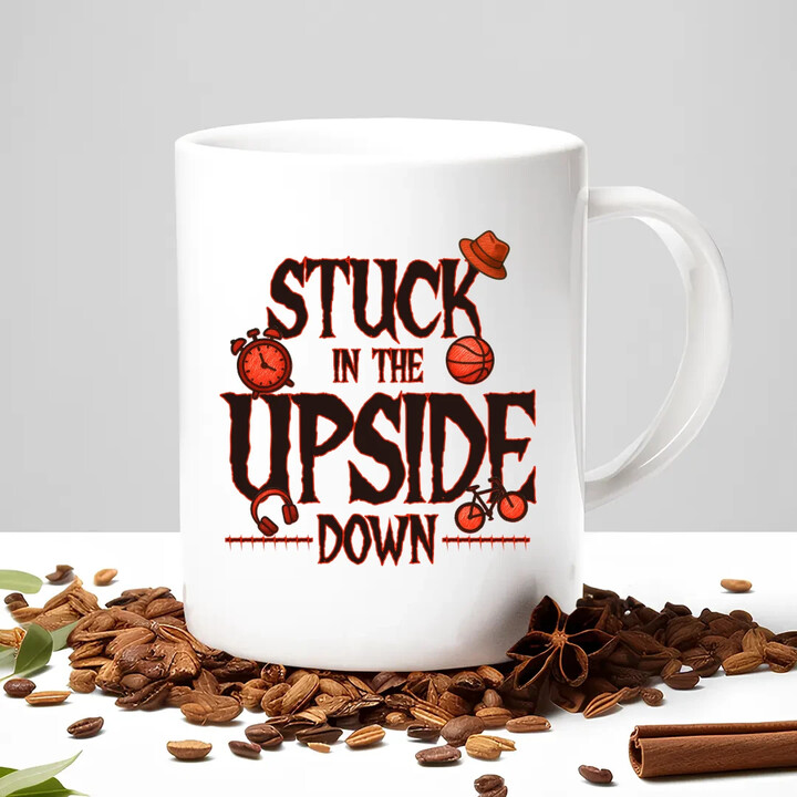 Stuck in the upside down - pro fanoušky seriálu Stranger Things - hrnek s potiskem