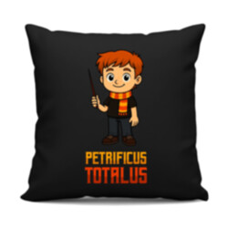 Petrificus Totalus - Ron Weasley - černý polštář s potiskem pro fanoušky série Harry Potter