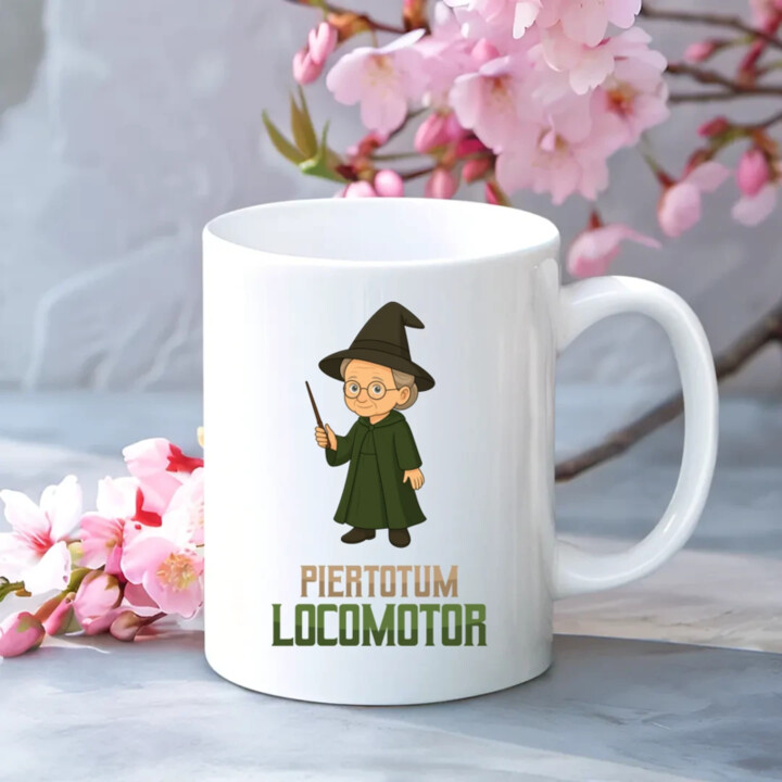 Piertotum Locomotor - Minerwa McGonagall - hrnek s potiskem pro fanoušky série Harry Potter