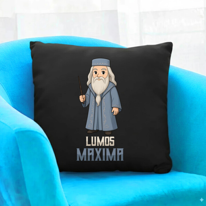 Lumos Maxima - Albus Dumbledore - černý polštář s potiskem pro fanoušky série Harry Potter