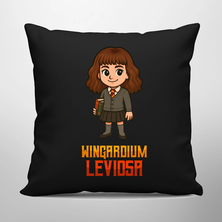 Wingardium Leviosa - Hermiona Granger - černý polštář s potiskem pro fanoušky série Harry Potter