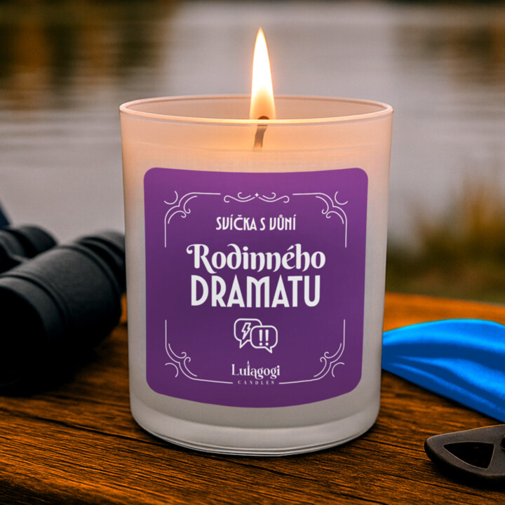 Svíčka s vůní rodinného dramatu - vonná svíce s potiskem pro švagrovou