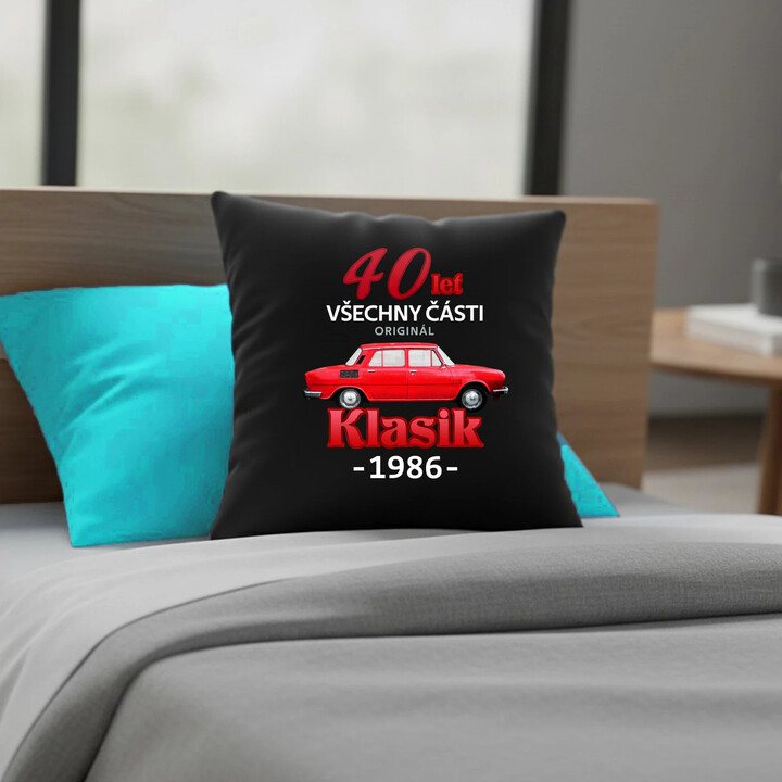 40 let - všechny části originál - Klasik 1986 - černý polštář s potiskem