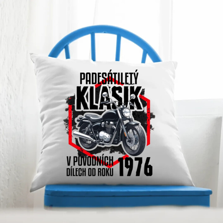 Padesátiletý klasik - v původních dílech od roku 1976 - polštář s potiskem