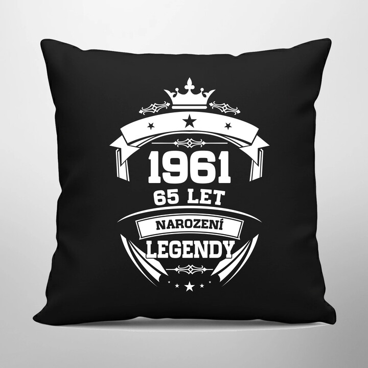 1961 Narození legendy 65 let - černý polštář s potiskem