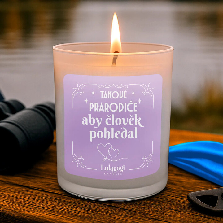 Takové prarodiče aby člověk pohledal - vonná svíčka jako dárek