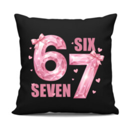Six seven - 67 - růžová verze - černý polštář s potiskem