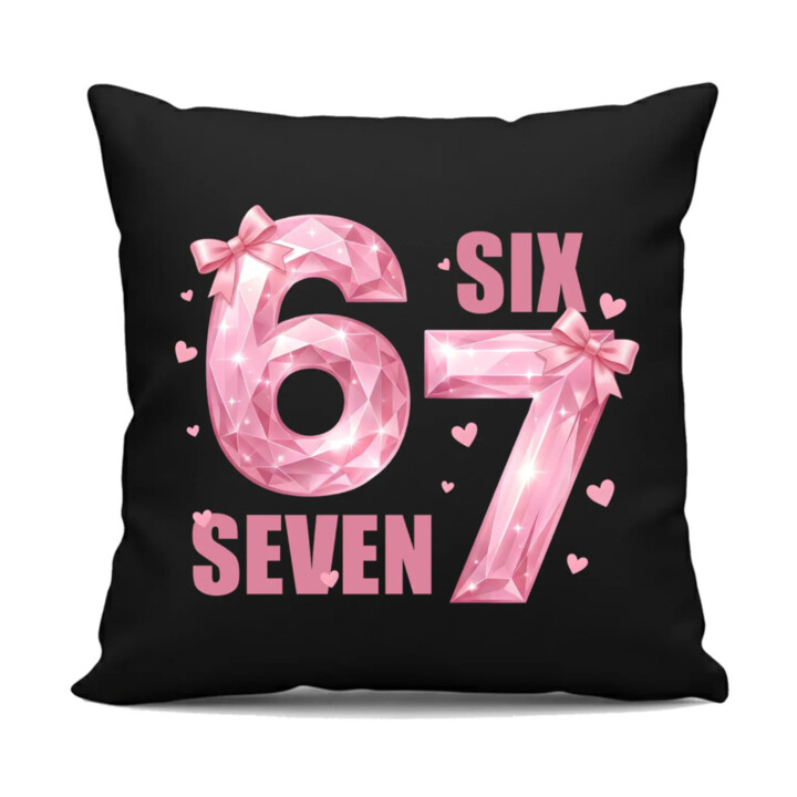 Six seven - 67 - růžová verze - černý polštář s potiskem