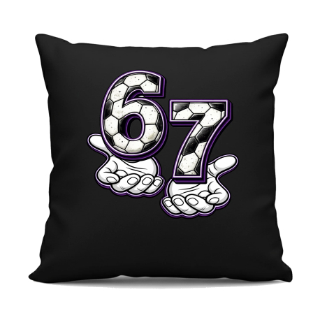 67 Football - černý polštář s potiskem
