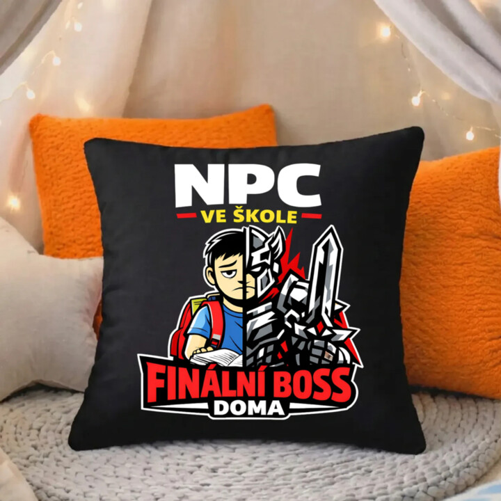 NPC ve škole, finální boss doma - černý polštář s potiskem