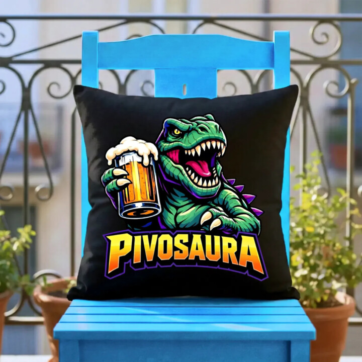 Pivosaura - černý polštář s potiskem