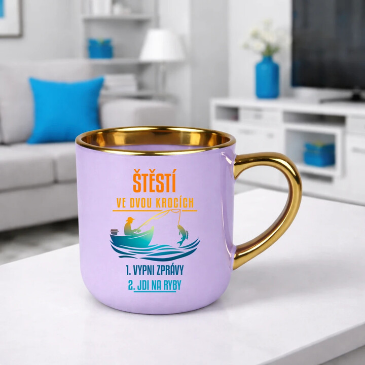 Štěstí ve dvou krocích: vypni zprávy, jdi na ryby - Elegantní hrnek na dárek