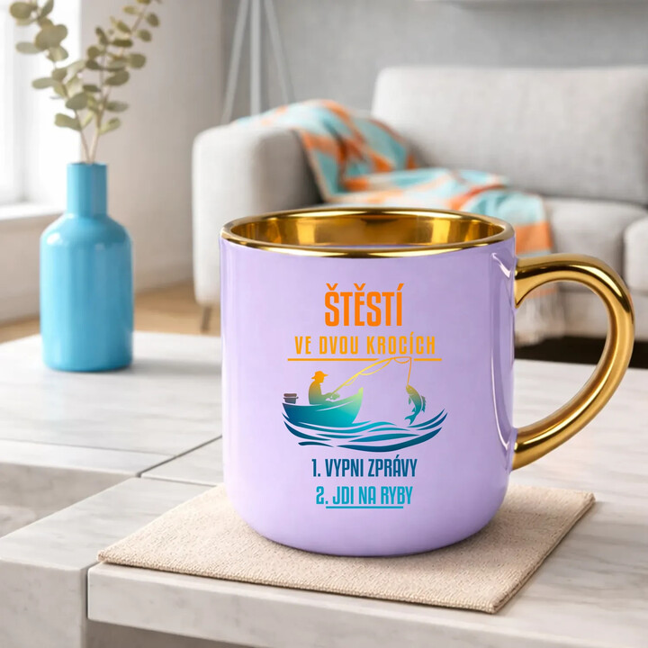Štěstí ve dvou krocích: vypni zprávy, jdi na ryby - Elegantní hrnek na dárek