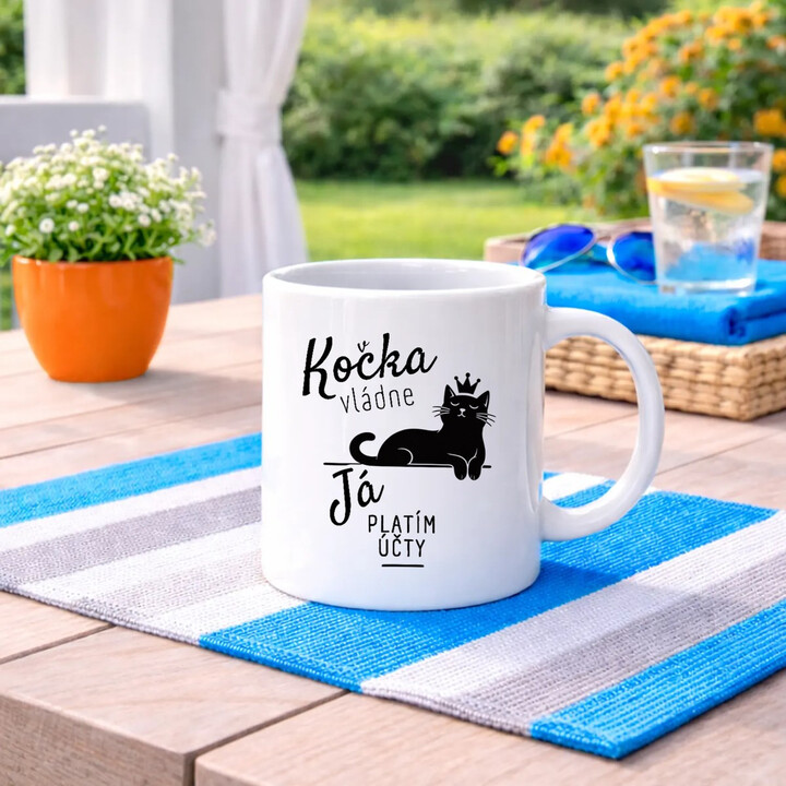 Kočka vládne, já platím účty - hrnek s potiskem