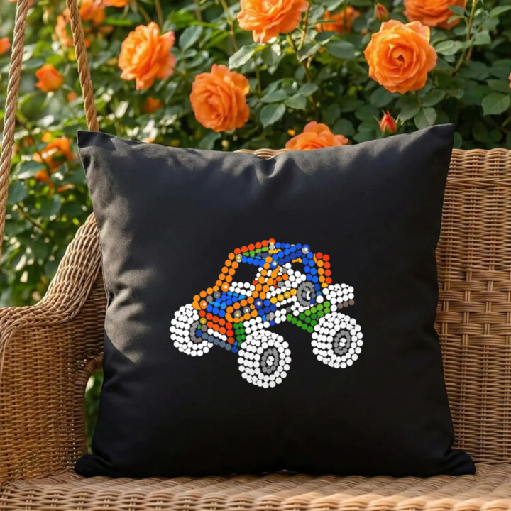 Auto ze stavebnice z teček - den tečky - černý polštář s potiskem - inspirováno LEGO Technic